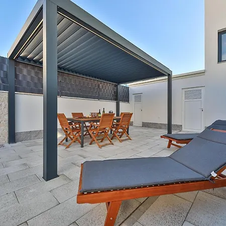 Apartamento Luxury Pia With Swimming Pool And Grill