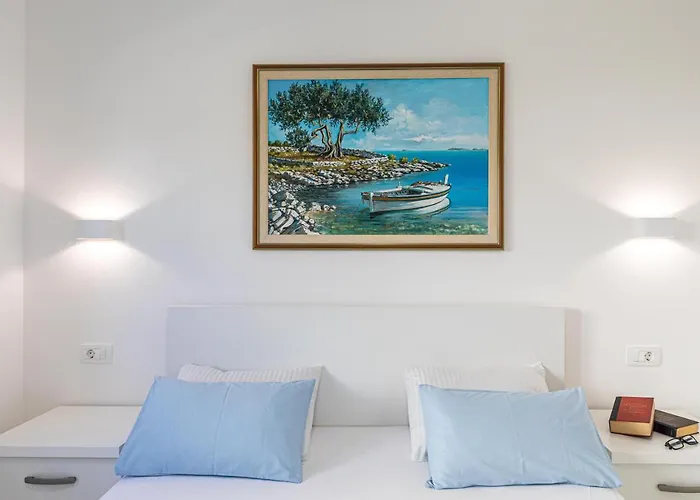 Luxury Pia With Swimming Pool And Grill Trogir